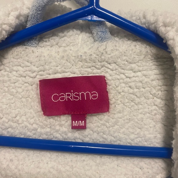 Assorted robes - Picture 7 of 11